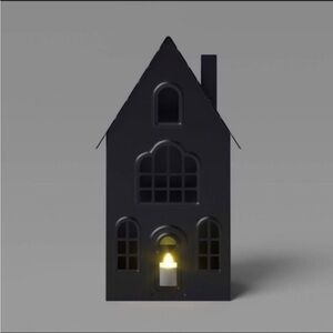 Black Metal Lit Haunted House -
Hyde & Eek! Boutique